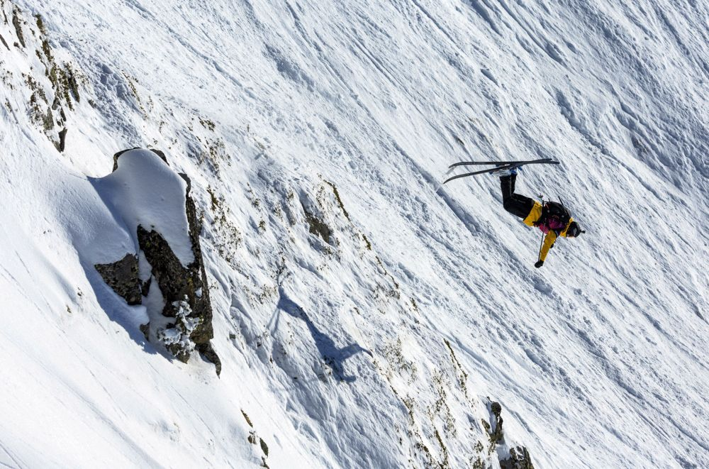 Abel Moga Abel Moga "volando" en su descenso del Baciver